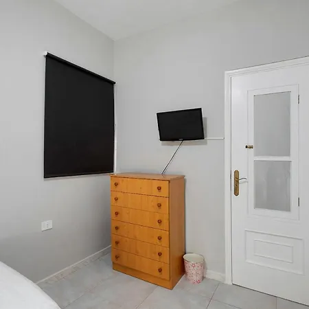 Ada House Vakantiehuis *